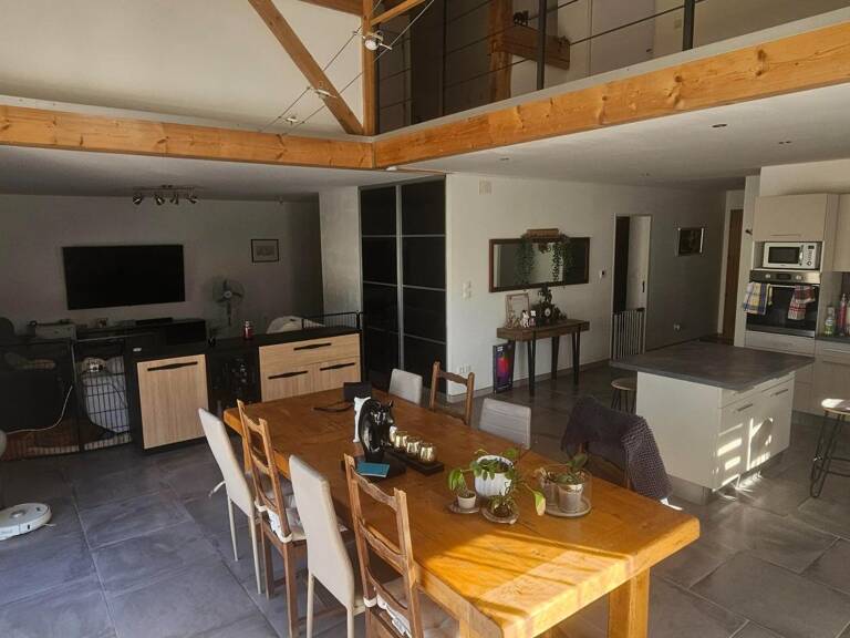 Maison familiale récente avec 4 Chambres. — photo 1