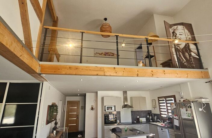 Maison familiale récente avec 4 Chambres. — photo 3