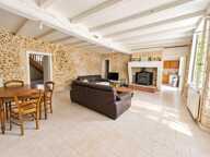 Ferme en pierres rénovée de 200m2 avec dépendances — photo 3