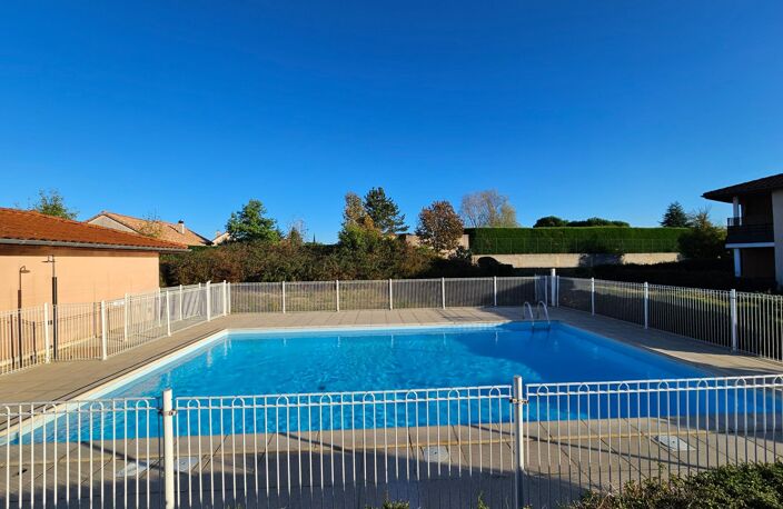 Appartement F3 Creuzier-le-Vieux 56 m² avec piscine dans la résidence — photo 2