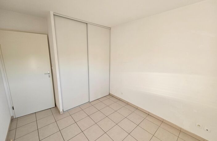 Appartement F3 Creuzier-le-Vieux 56 m² avec piscine dans la résidence — photo 5
