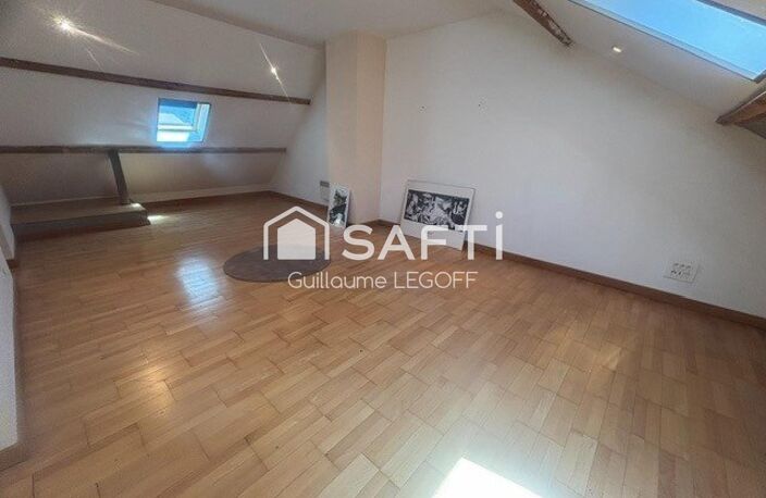 Maison avec piscine sur beau terrain arboré — photo 5