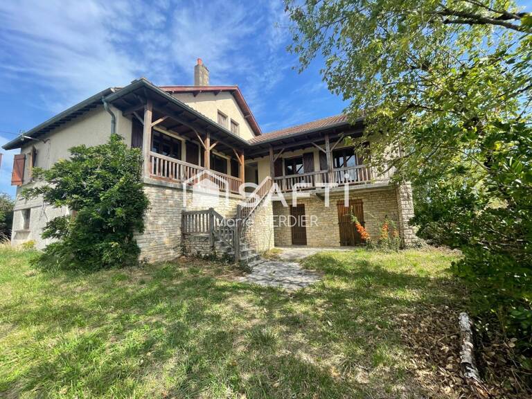 Maison de 290 m2 comprenant 3 logements dans un environnement naturel — photo 1