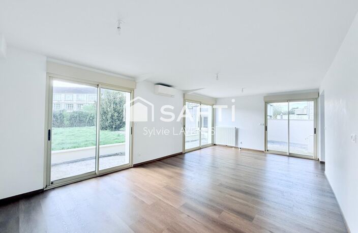 A SOISSONS, PROCHE HYPER CENTRE VILLE,  MAISON DE 165 M2 SUR SON TERRAIN DE 587 M2. — photo 2