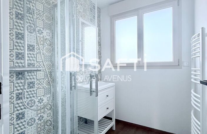 A SOISSONS, PROCHE HYPER CENTRE VILLE,  MAISON DE 165 M2 SUR SON TERRAIN DE 587 M2. — photo 5