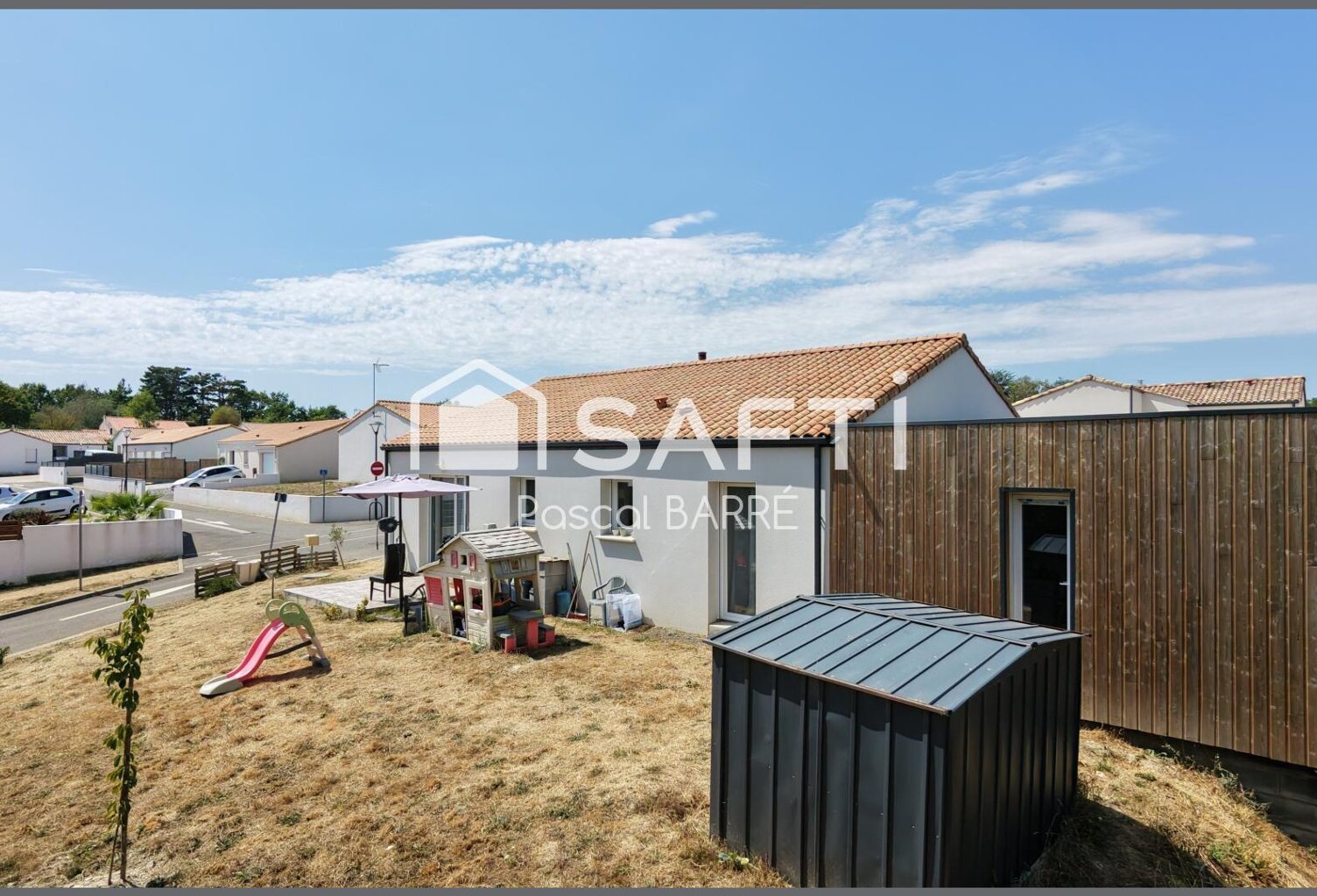 Maison récente et familiale aux Achards — photo 1