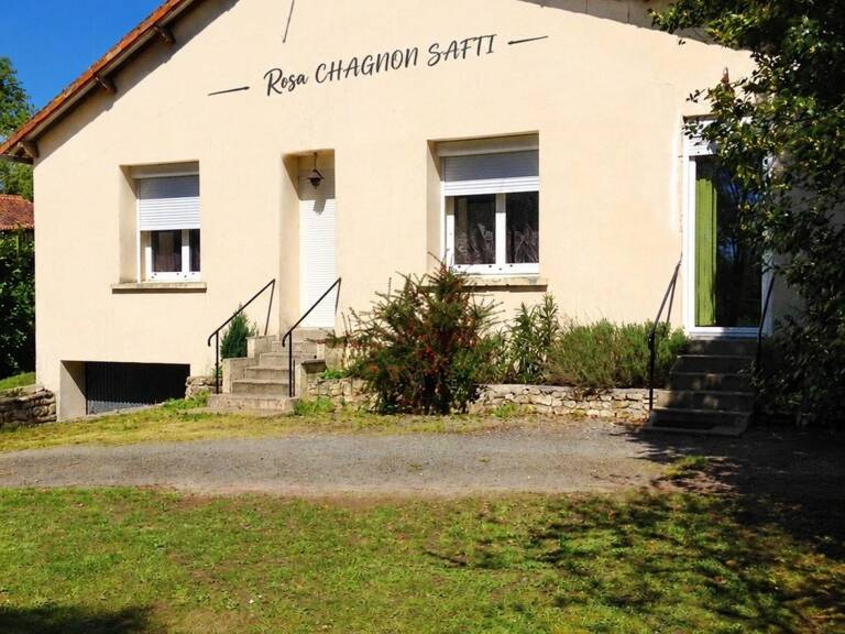 Maison de bourg avec tout à l'égout — photo 1