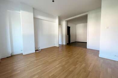 Appartement 2 pièces 561 €