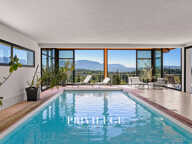 Propriété d'exception avec piscine intérieure, sauna, vue pa — photo 3