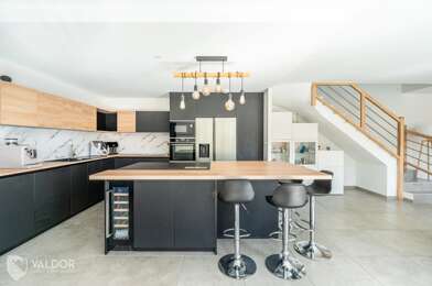 Maison 7 pièces 529000 €