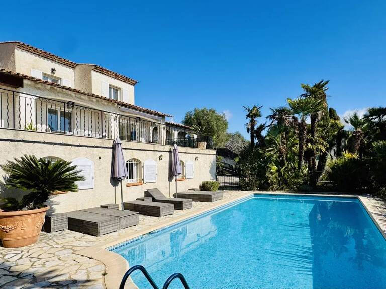 NICE OUEST FABRON proche centre ville Appartement- Villa 340 M2 — photo 1