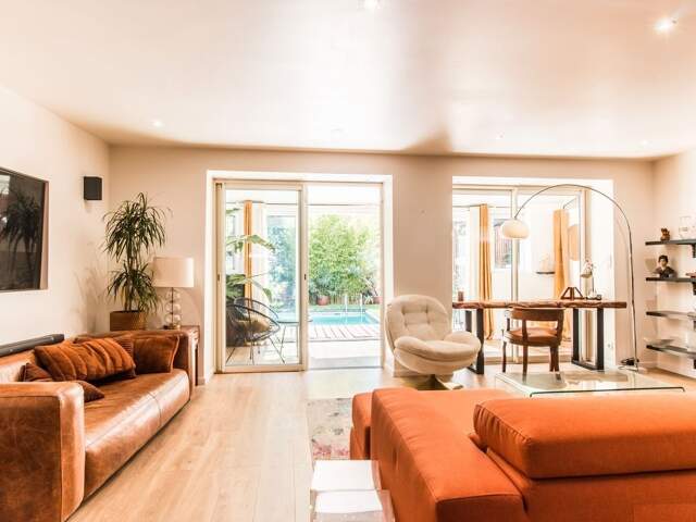 Maison de ville AVEC PISCINE — photo du bien