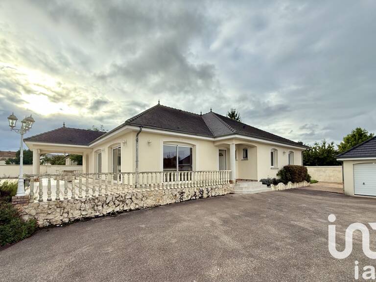 Vente Maison/villa 8 pièces — photo 1
