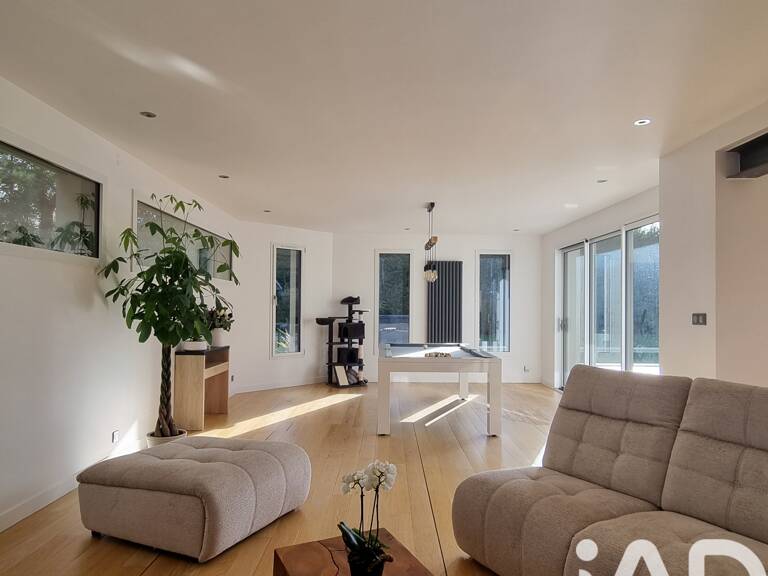 Vente Maison/villa 7 pièces — photo 1