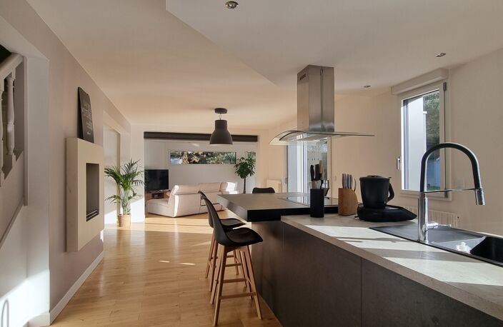 Vente Maison/villa 7 pièces — photo 3