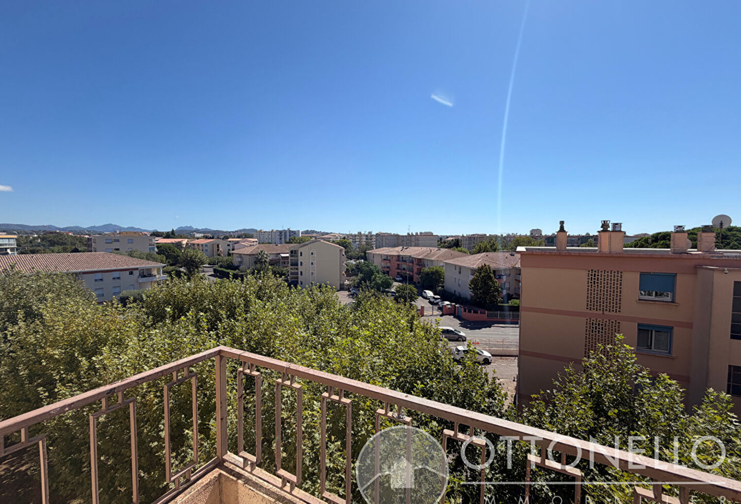 Appartement Fréjus 3 pièces 55,20 m2 avec balcon et cave — photo 1