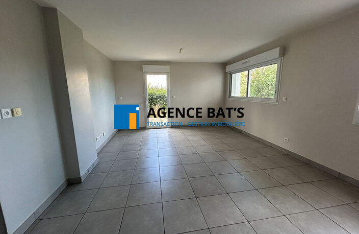 Appartement Saint Genest Lerpt 2 pièce(s) 61.58 m2 — photo 2