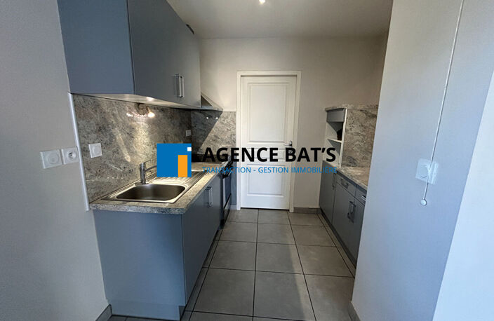 Appartement Saint Genest Lerpt 2 pièce(s) 61.58 m2 — photo 4