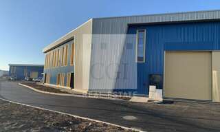 Commerce  407 m² à louer à Saint-Bonnet-de-Mure (69720)