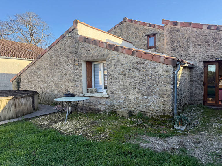Maison à vendre à Anglade — photo 1