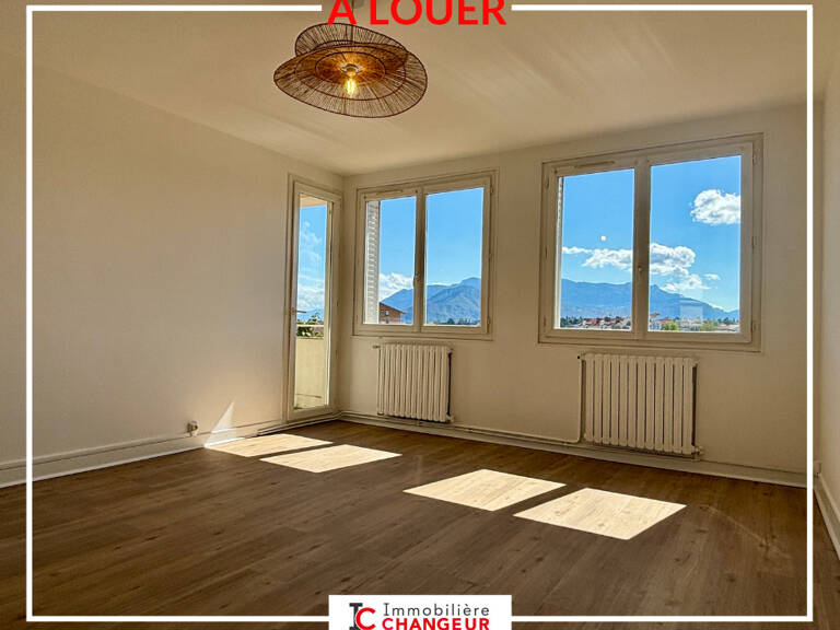 À louer appartement T3 entièrement rénové et baigné de lumière — photo 1