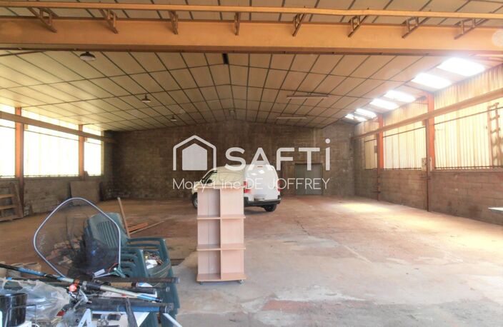 Maison et hangar de 360 m2 — photo 3