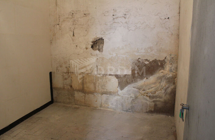 AUXERRE, appartement F2 dans petit immeuble — photo 5
