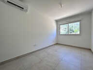 **AJACCIO ? ROUTE DES SANGUINAIRES ? SPACIEUX T5 DUPLEX DE 130 M² AVEC TERRASSE ET LOGGIA** — photo 4