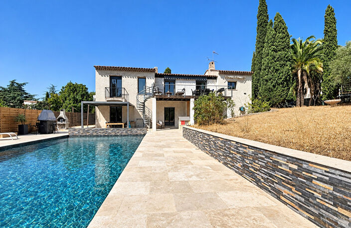 Tour de mare,  Villa 156 m² entièrement rénovée avec piscine — photo 2