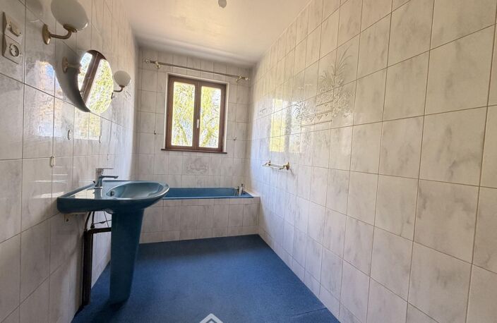 Maison - 160m² - Chéry-lès-Pouilly — photo 3