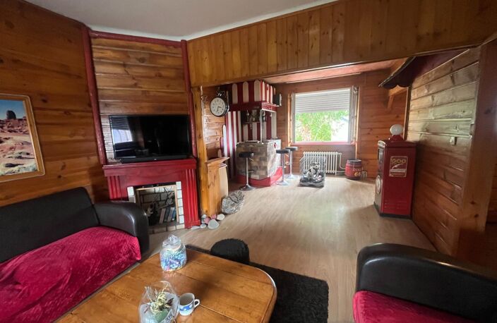 Maison atypique avec salle de cinéma — photo 3