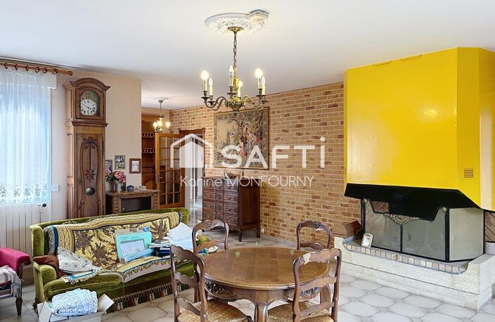 Maison spacieuse avec garage, jardin et dépendances — photo 2