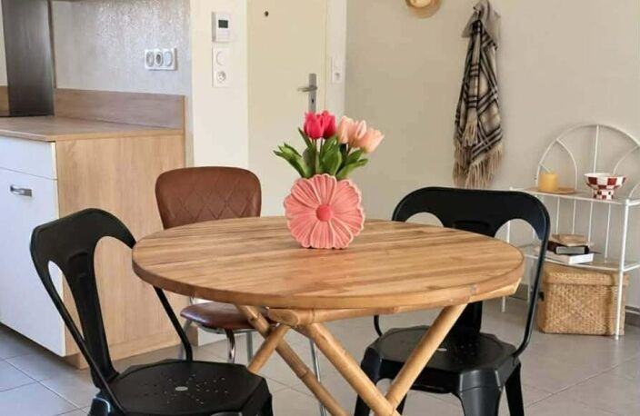 Maison récente, trois chambres, jardin, terrasse et parkings — photo 3