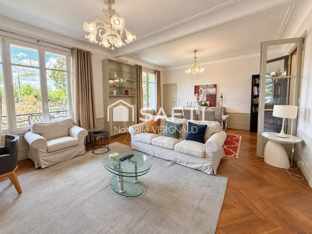 PARIS XVI - Superbe appartement 4P au calme en rdc — photo du bien