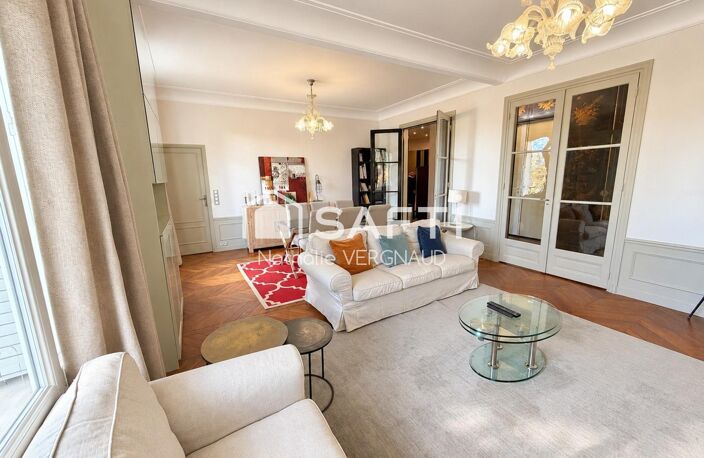 PARIS XVI - Superbe appartement 4P au calme en rdc — photo 3