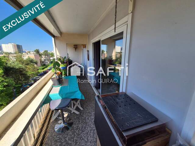 Bel appartement avec terrasse et cave — photo du bien