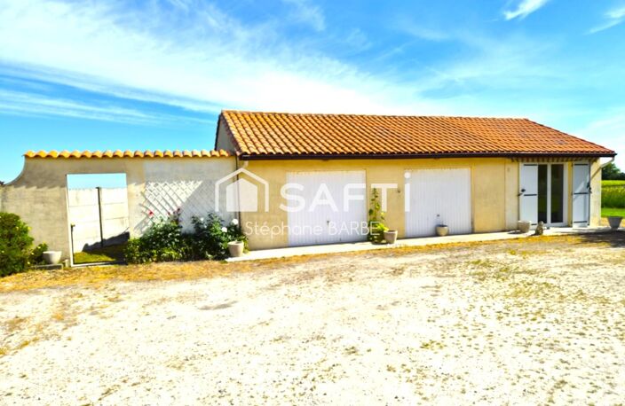 Maison sans vis-à-vis avec double garage, hangar et dépendances — photo 4
