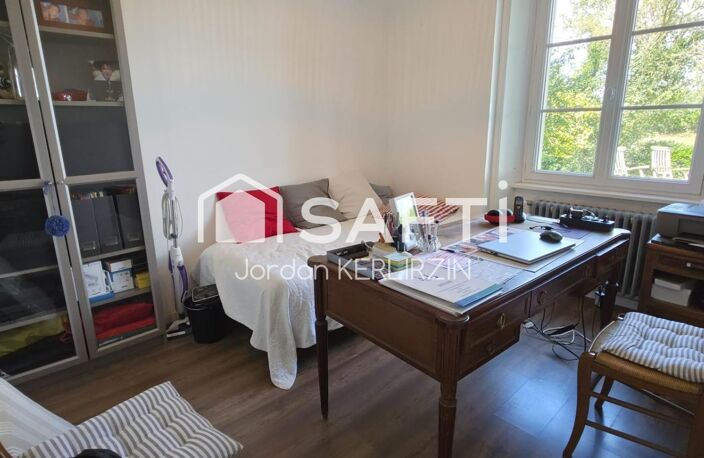 Maison de bourg de 131 m²  6 pièces  4 chambres  Terrain de 795 m² — photo 5