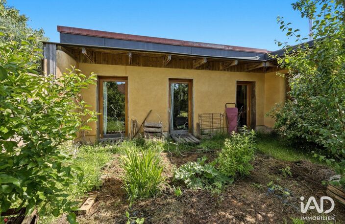 Vente Maison/villa 8 pièces — photo 2