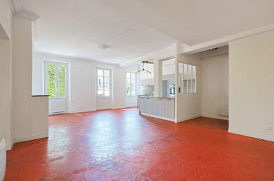 Appartement 4 pièces 240000 €