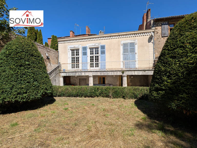 DANS LE CENTRE HISTORIQUE DE CONFOLENS,  INVESTISSEMENT LOCA — photo 1