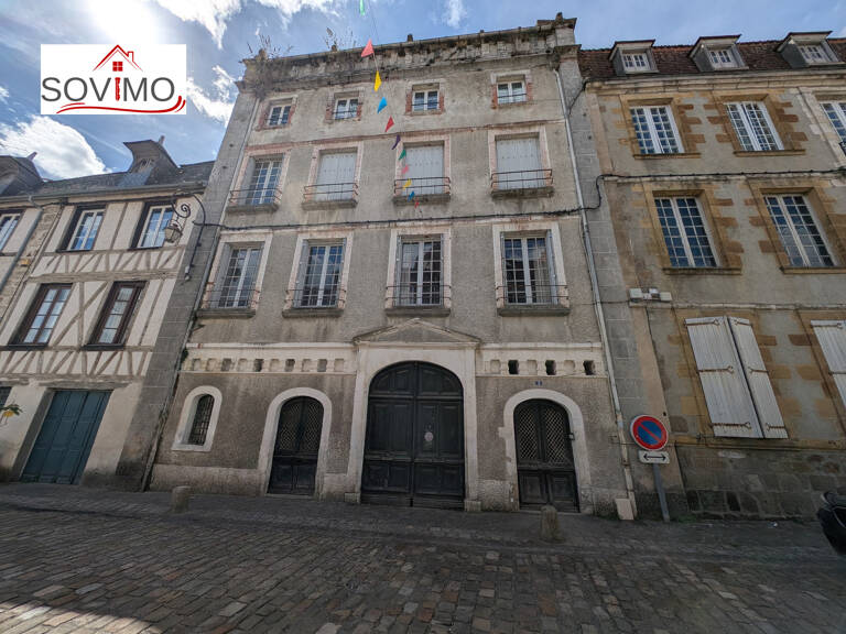 DANS LE CENTRE HISTORIQUE DE CONFOLENS,  INVESTISSEMENT LOCA — photo 1