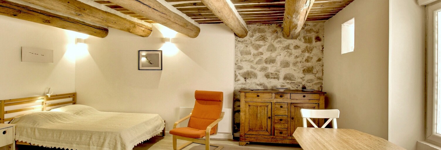 Appartement 1 Pièce 31 m² à louer à Rousset (13790)