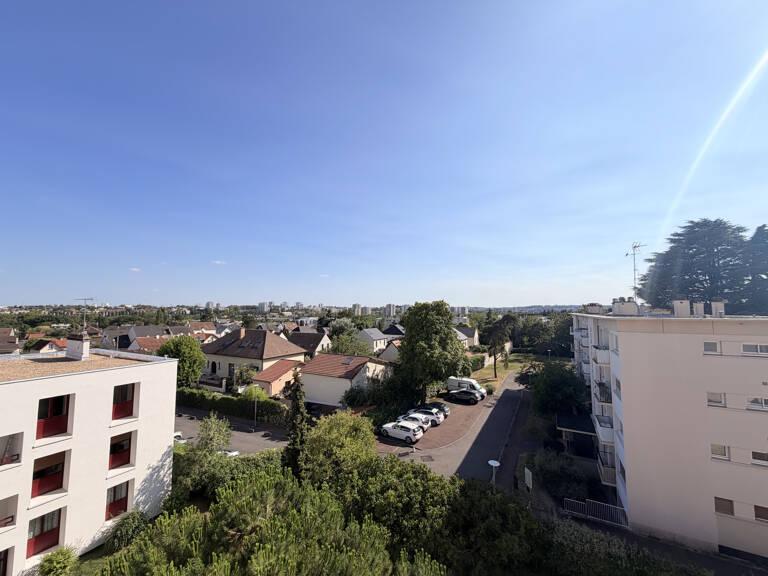 Antony   3 pièces 63 m2 rénové avec balcon, quartier calme — photo 1