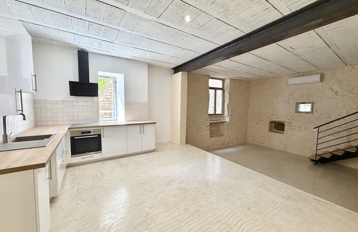 Maison de village de 145 m2 rénovée avec piscine — photo 3