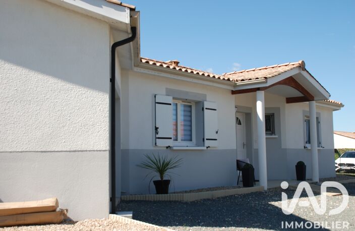 Vente Maison/villa 4 pièces — photo 2