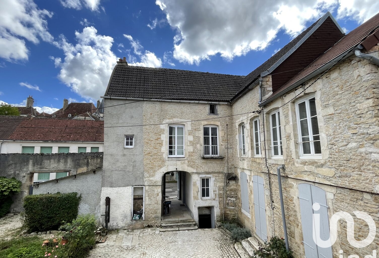 Vente Maison de ville 17 pièces — photo 1