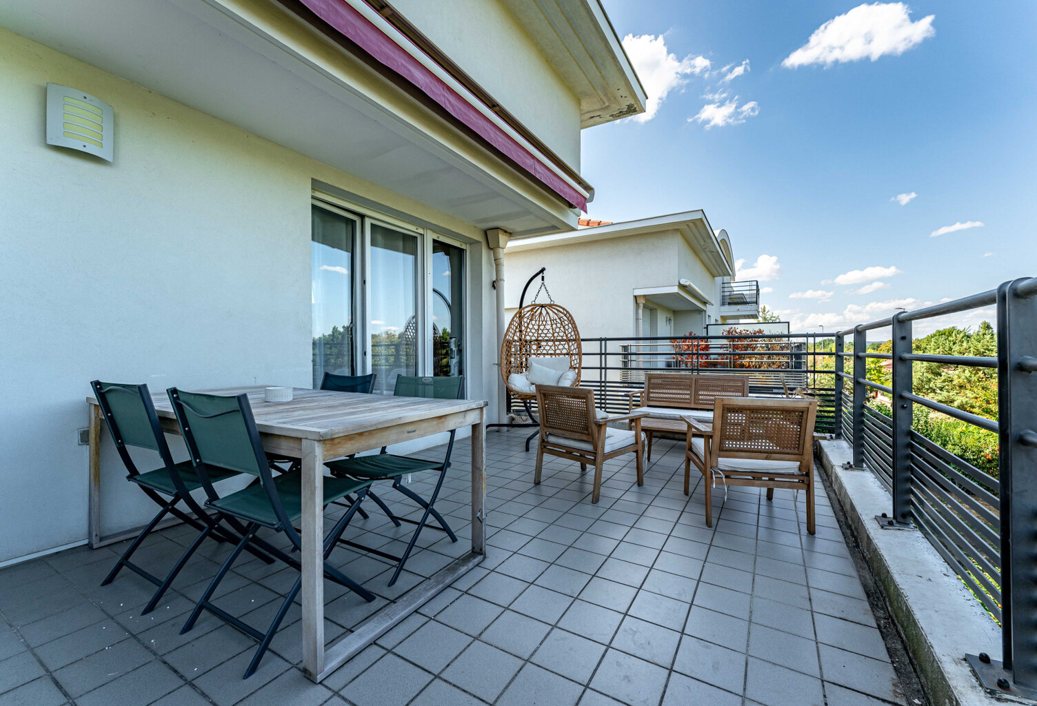 EXCLUSIVITÉ   MEYZIEU   T3 76 M2 AVEC TERRASSE — photo 1