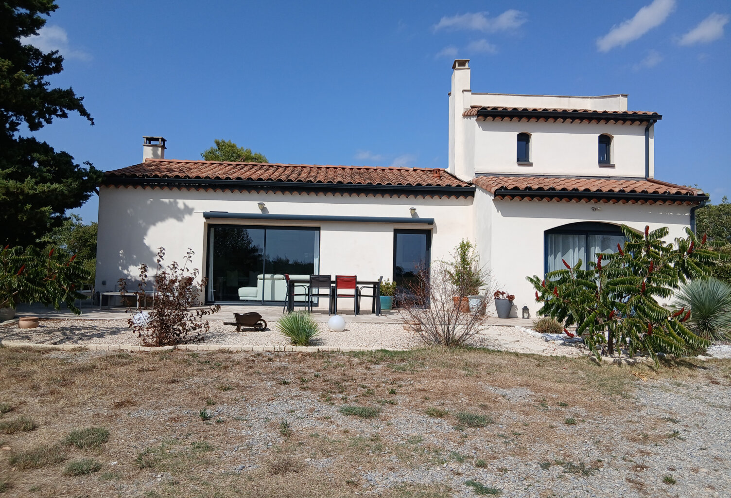 VENTE - VILLA - 128 M2 - 6 PIECES  -MASSILLARGUES ATTUECH — photo 1
