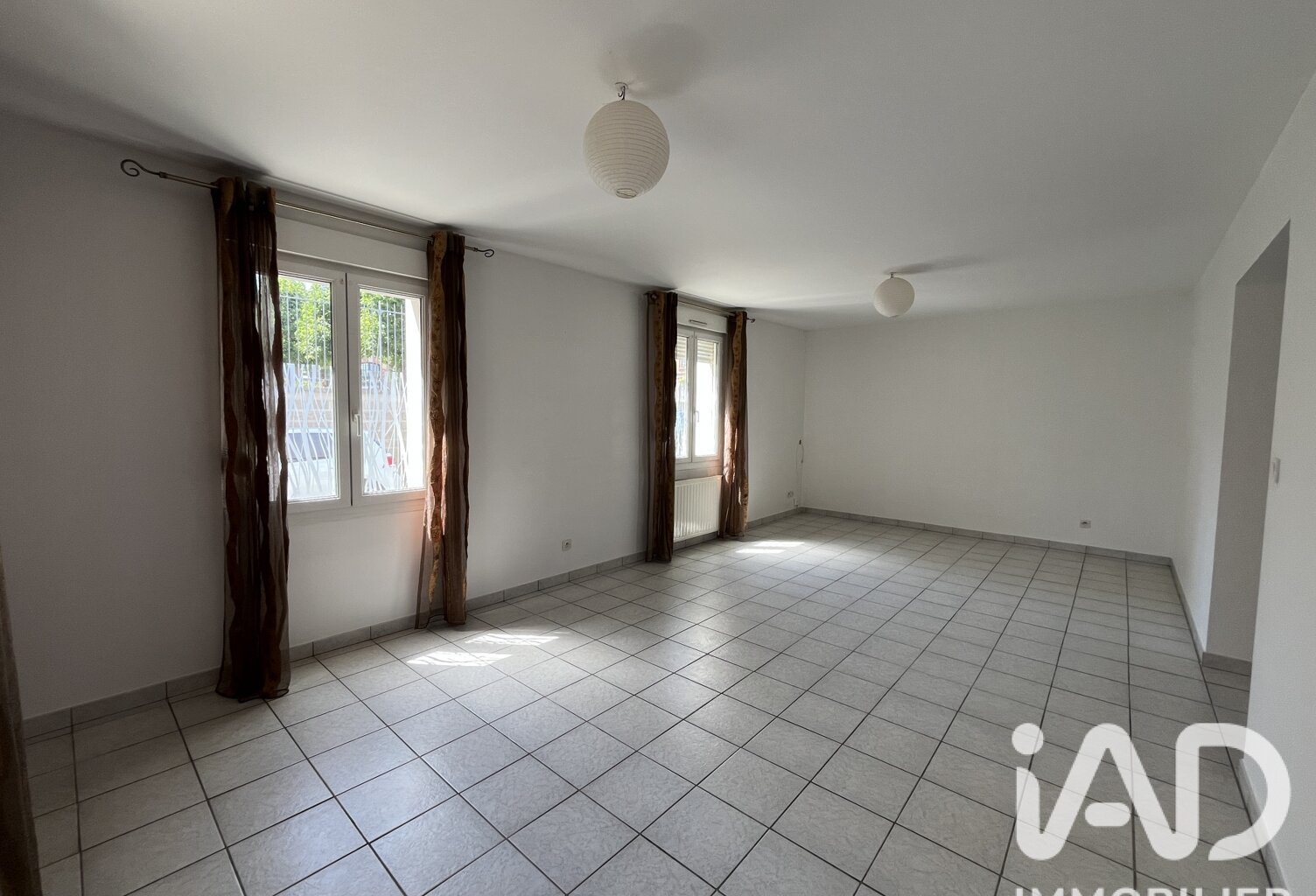 Location Maison de ville 6 pièces — photo 1